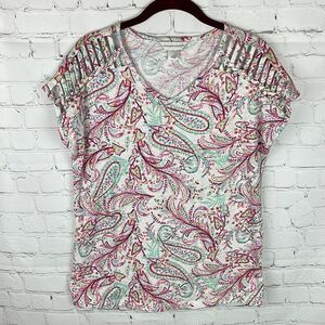 Christopher & Banks Paisley Tee with Shoulder Cutours Size Small